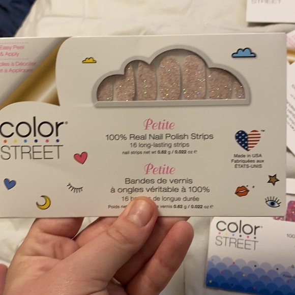 Color street - Picture 10 of 17